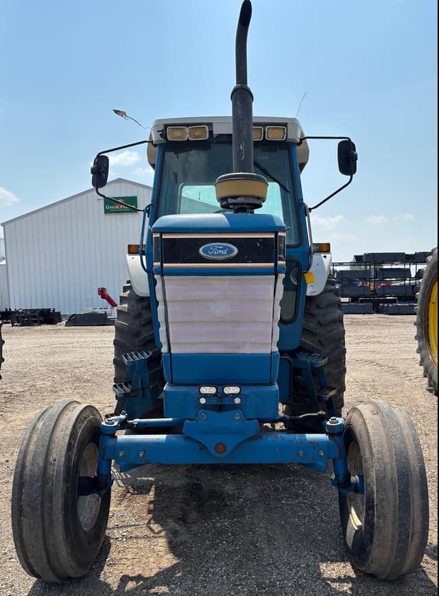 Image of Ford 7710 equipment image 2