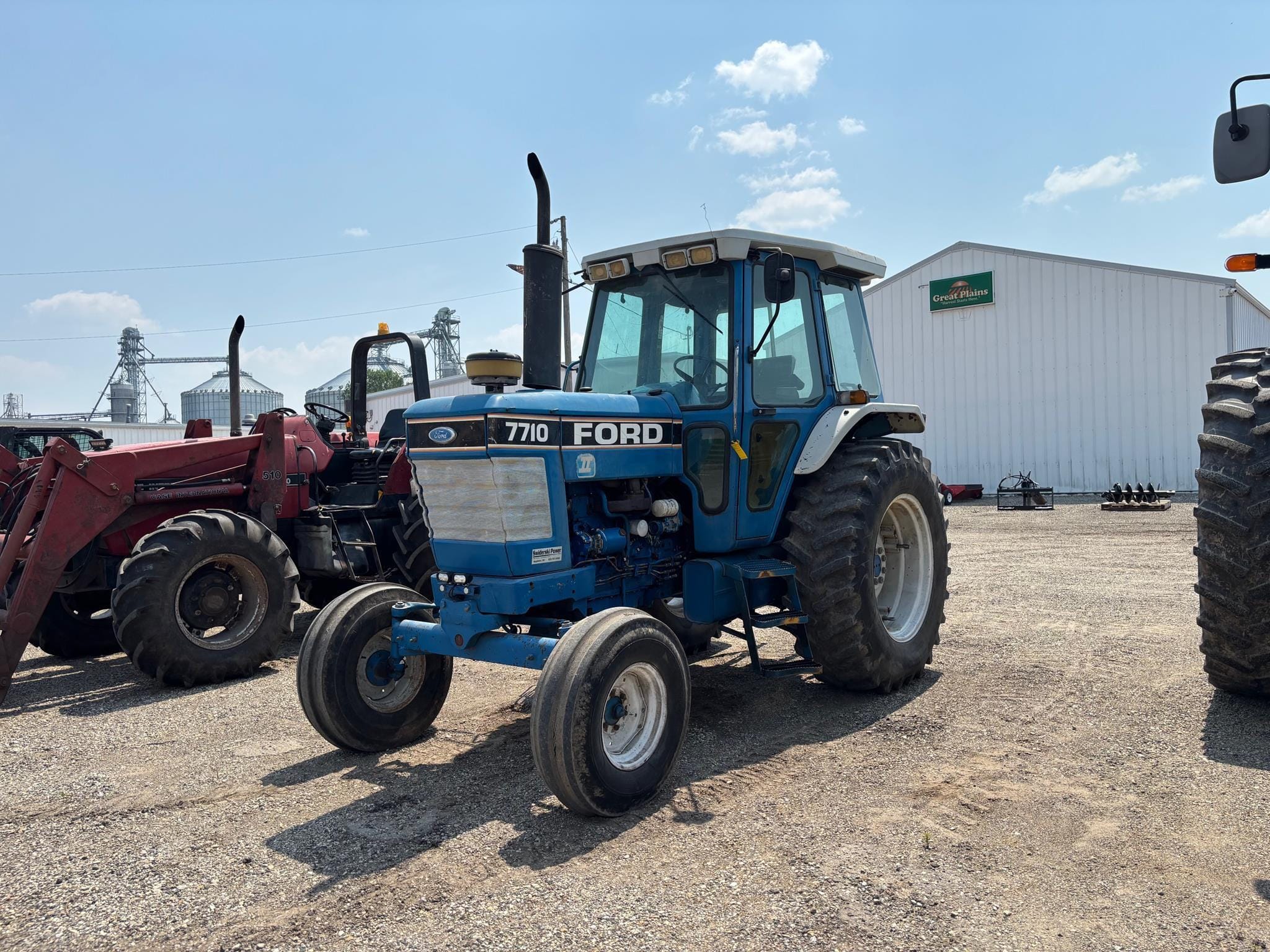 1987 Ford 7710 Equipment Image0