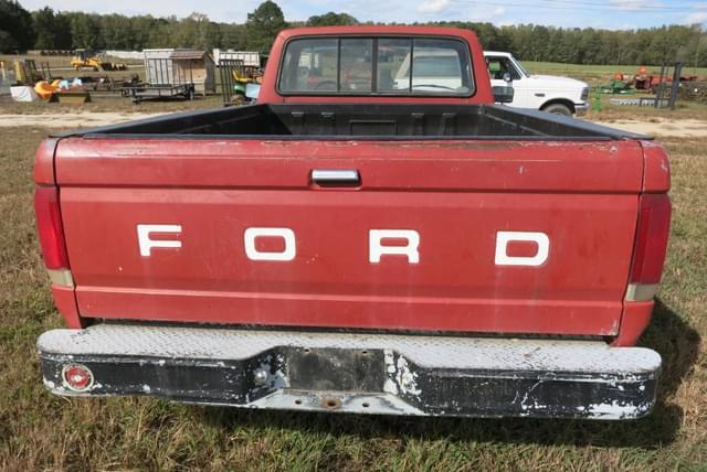 Image of Ford F-150 equipment image 4