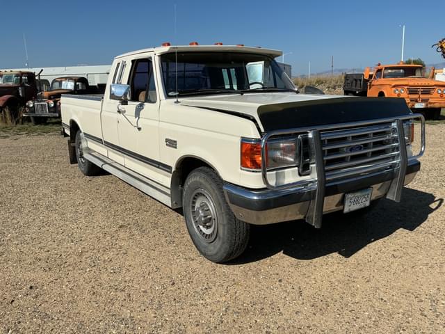 Image of Ford F-250 equipment image 2