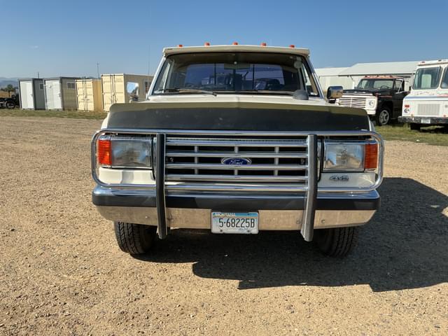 Image of Ford F-250 equipment image 1