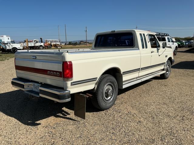 Image of Ford F-250 equipment image 4