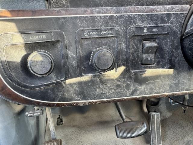 Image of Ford F-250 equipment image 2