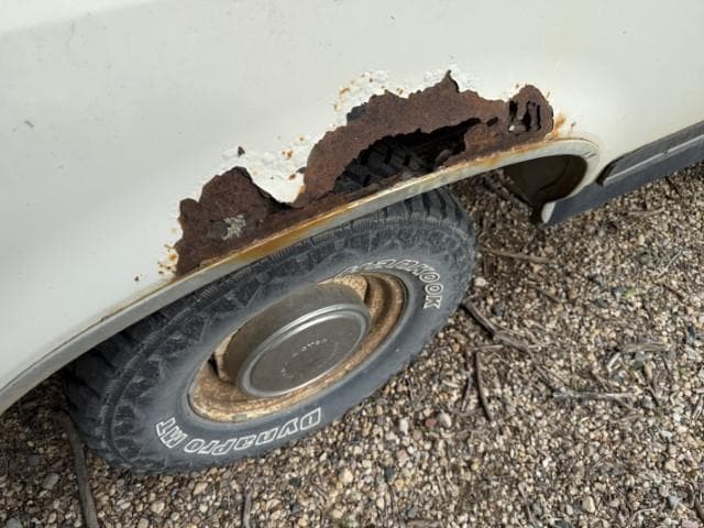 Image of Ford F-150 equipment image 4