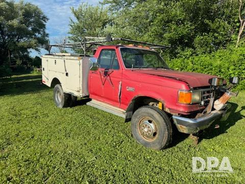 Image of Ford F-350 Primary image