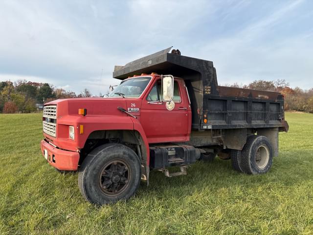 Image of Ford F-800 equipment image 1