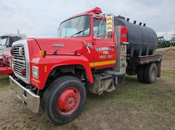 Main image Ford L8000