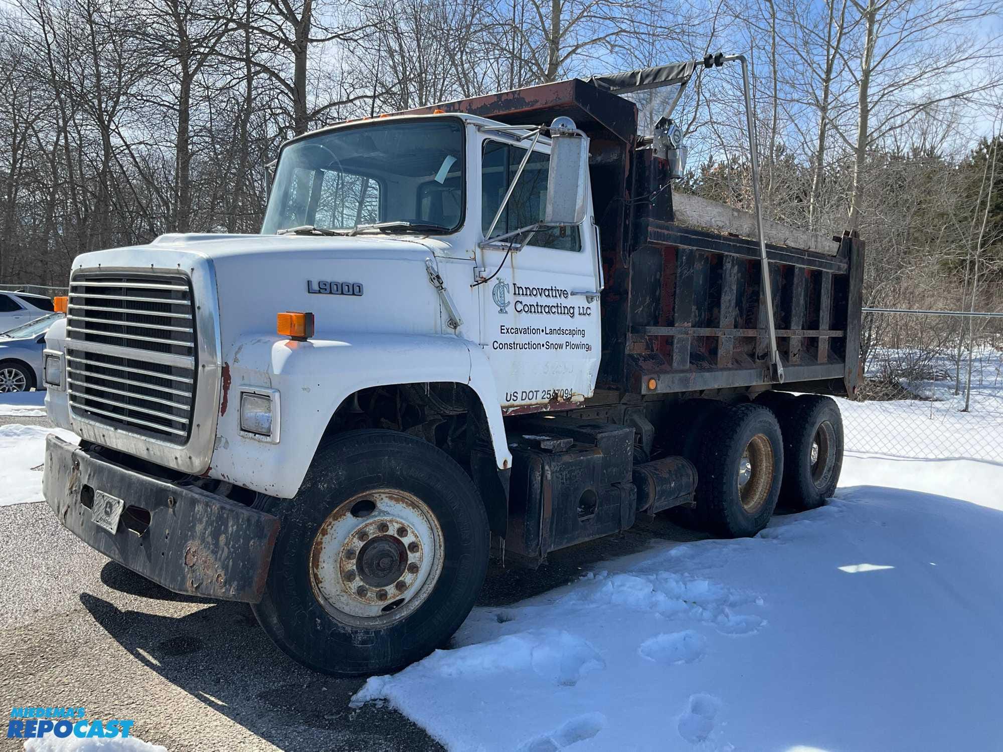 Main image Ford L9000