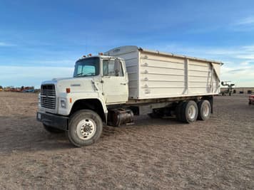 Main image Ford L9000