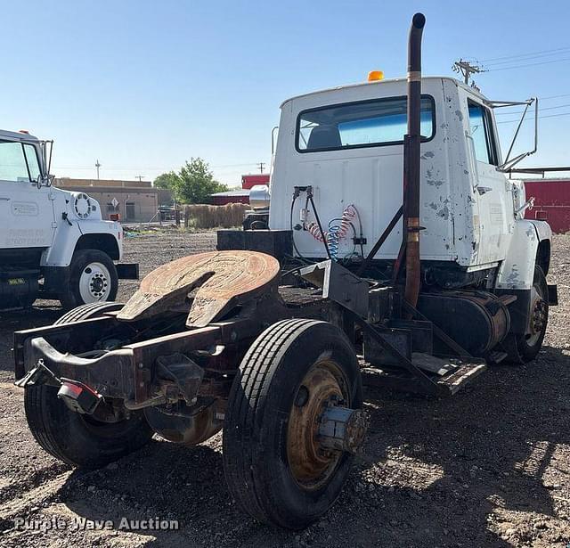 Image of Ford LN8000 equipment image 3