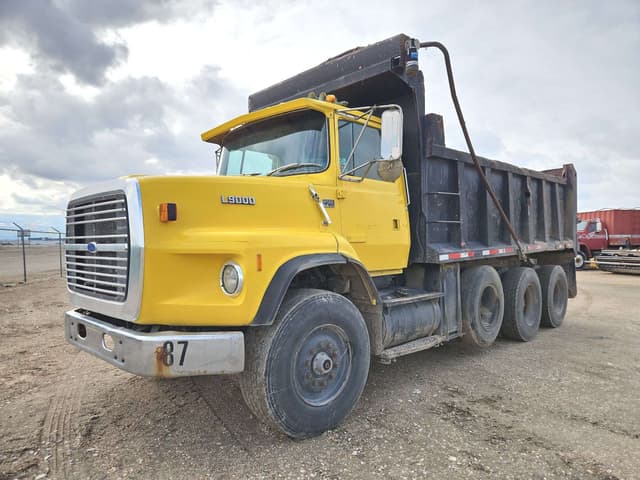 Image of Ford LTL9000 equipment image 3