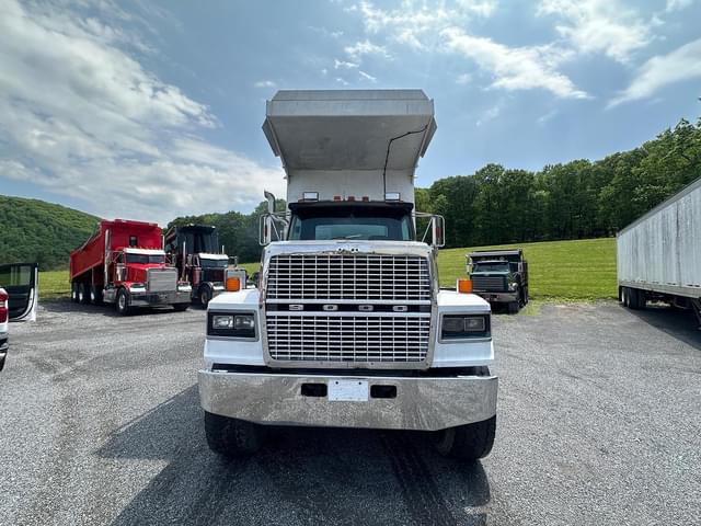 Image of Ford LTL9000 equipment image 2