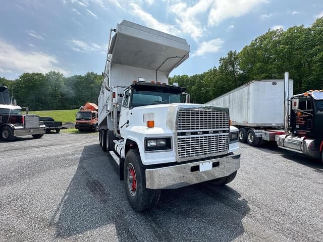 Image of Ford LTL9000 equipment image 3