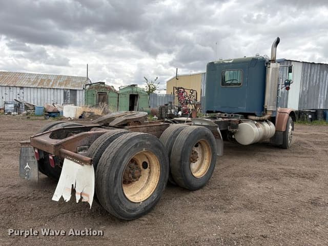 Image of Freightliner Undetermined equipment image 4