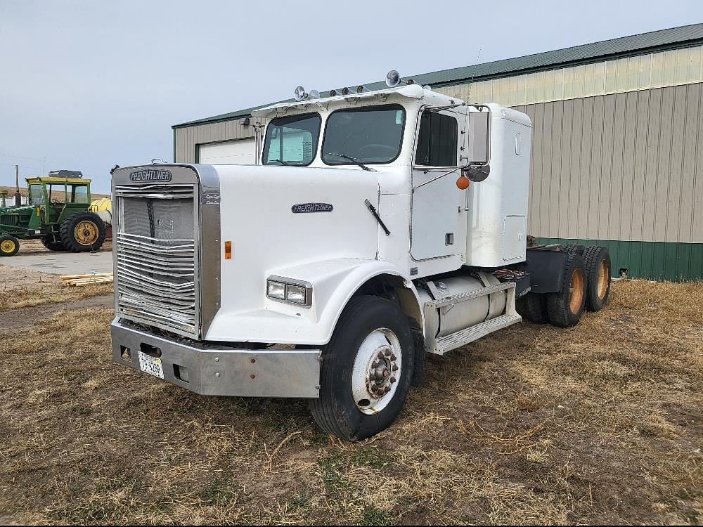 Image of Freightliner MB80 Primary image