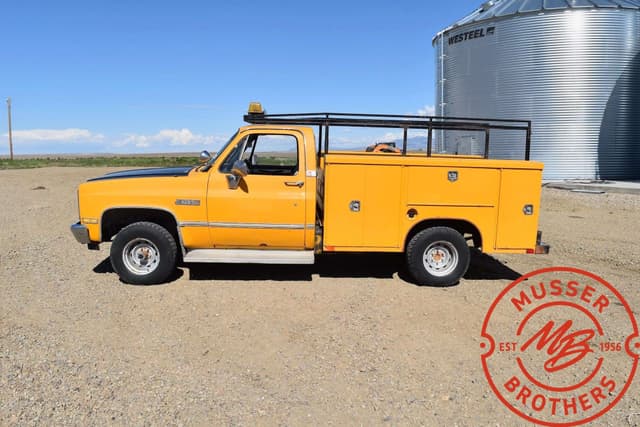 Image of GMC 1500 equipment image 2