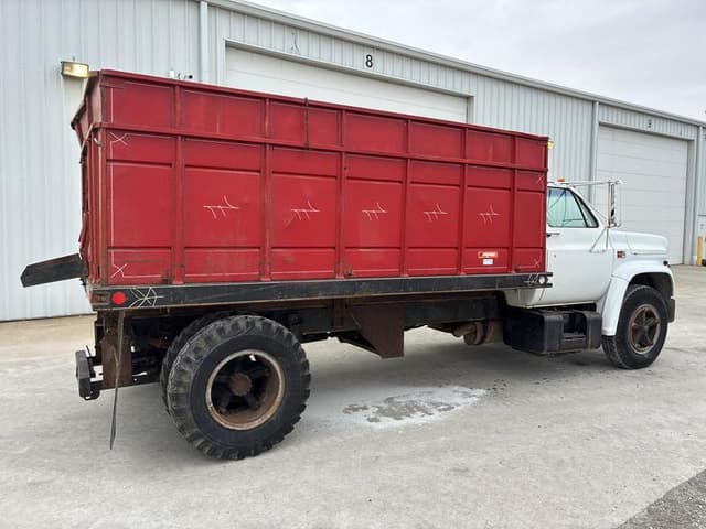 Image of GMC 7000 equipment image 4