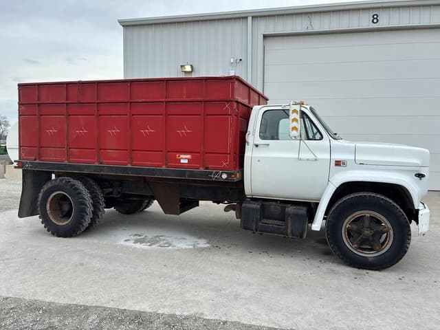 Image of GMC 7000 equipment image 2