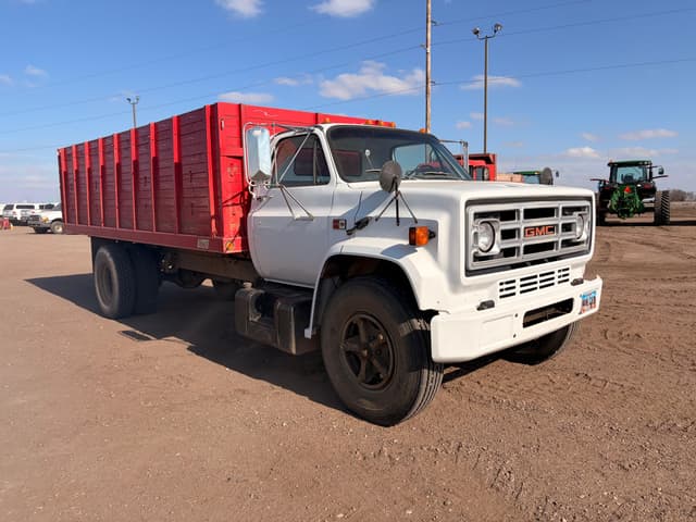 Image of GMC 7000 equipment image 1