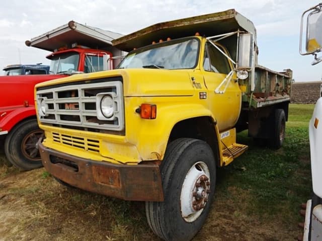 Image of GMC 7000 equipment image 1