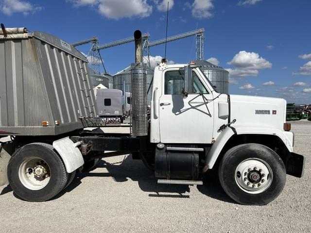 Image of GMC Brigadier equipment image 3
