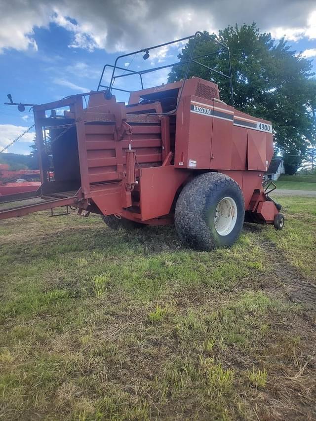 Image of Hesston 4900 equipment image 3