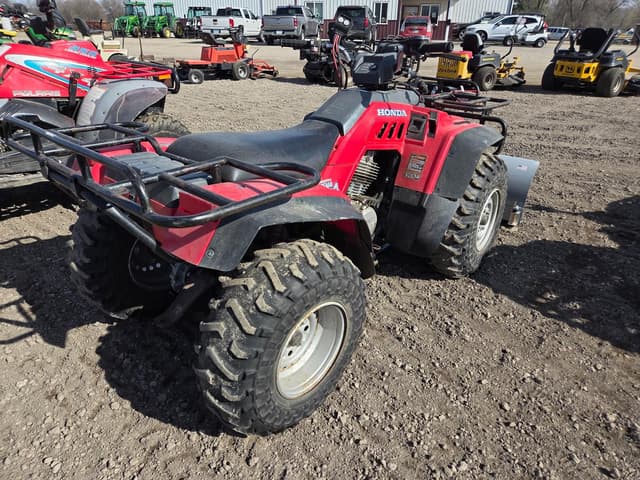 Image of Honda Fourtrax Foreman equipment image 3