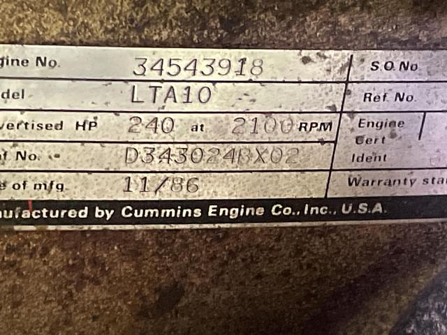 Image of International S2500 equipment image 4