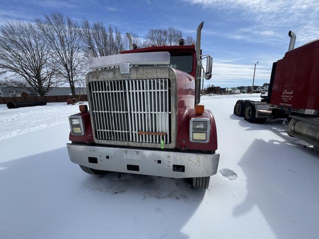 Image of International F9370 equipment image 3