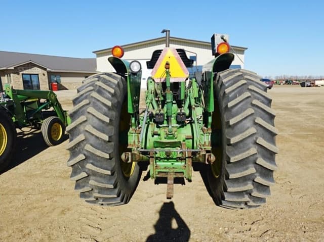 Image of John Deere 2950 equipment image 4