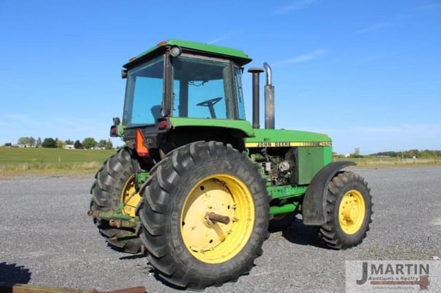 Image of John Deere 4050 equipment image 2