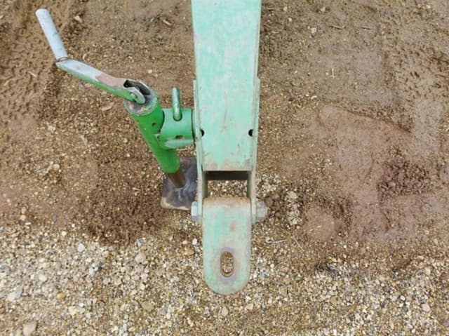 Image of John Deere 7200 equipment image 4