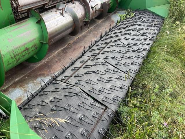 Image of John Deere 212 equipment image 1