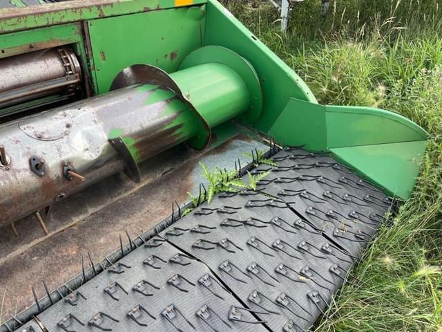 Image of John Deere 212 equipment image 3