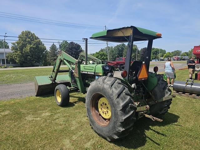 Image of John Deere 2355 equipment image 2