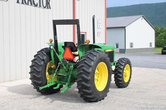 Image of John Deere 2555 equipment image 3