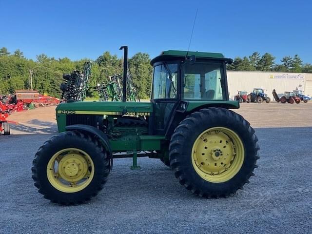 Image of John Deere 2955 equipment image 3