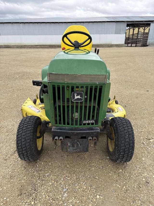 Image of John Deere 332 equipment image 2