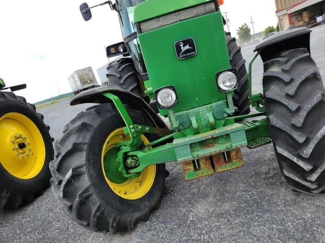Image of John Deere 4050 equipment image 2