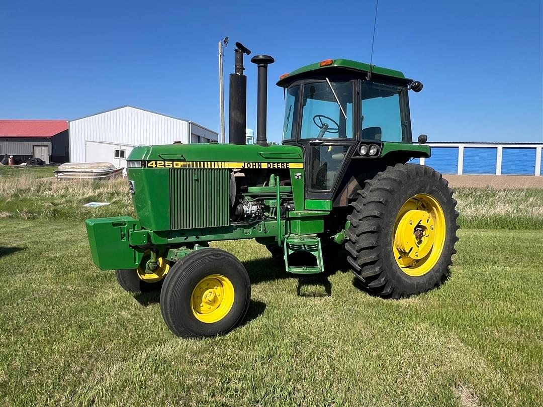 Image of John Deere 4250 Primary image