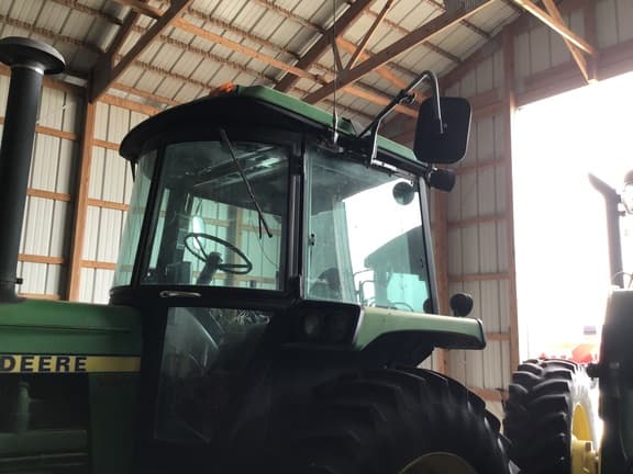 Image of John Deere 4250 equipment image 2