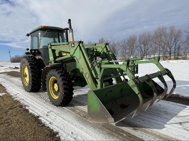 Image of John Deere 4250 equipment image 1