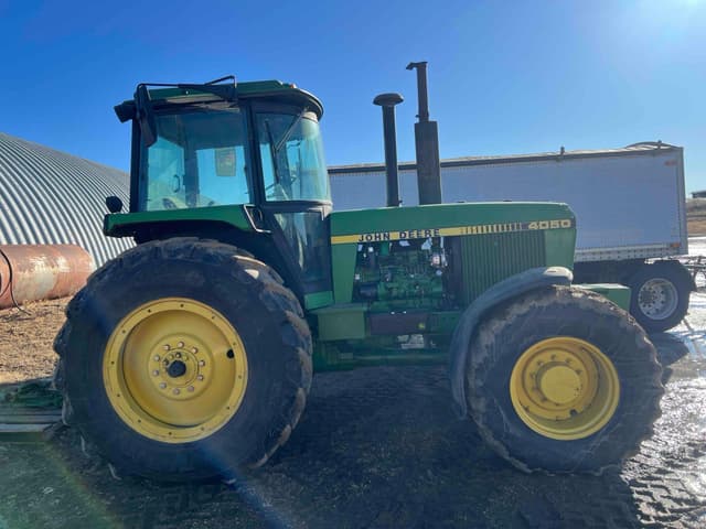 Image of John Deere 4250 equipment image 3