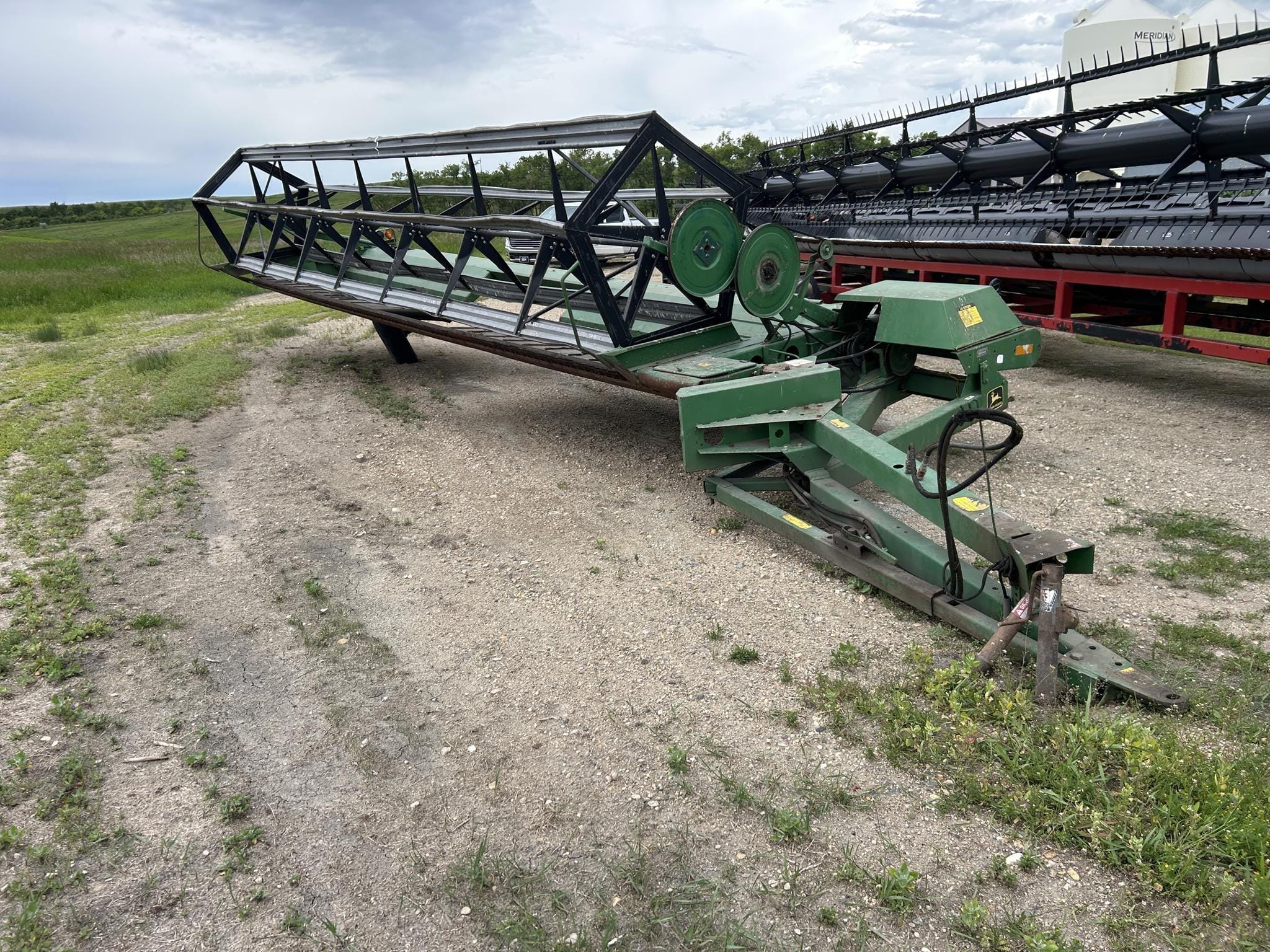 1987 John Deere 590 Equipment Image0