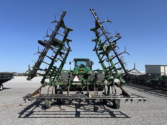Image of John Deere 610 equipment image 3