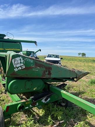 Image of John Deere 643 equipment image 2