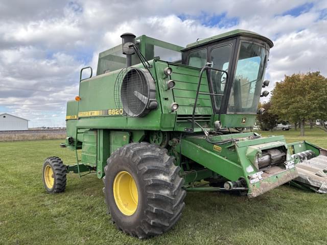 Image of John Deere 6620 Titan II equipment image 2