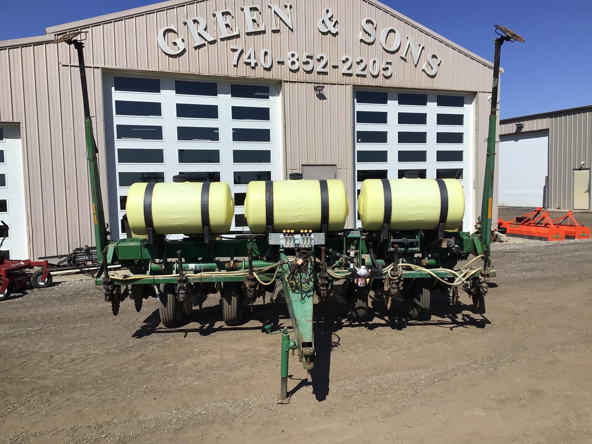 1987 John Deere 7200 Equipment Image0