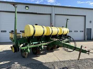 Main image John Deere 7200