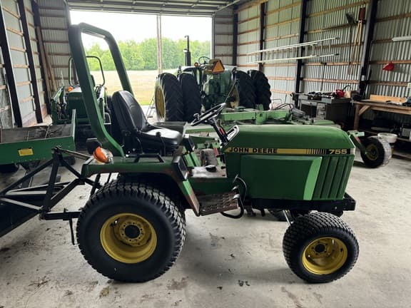 Image of John Deere 755 equipment image 3